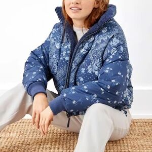 American Eagle Cropped Reversible Puffer Jacket Coat Sz M